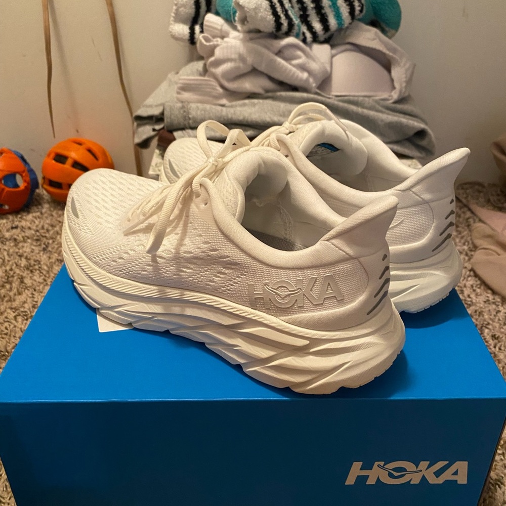 Hoka Clifton 8’s all white size 6.5 brand new